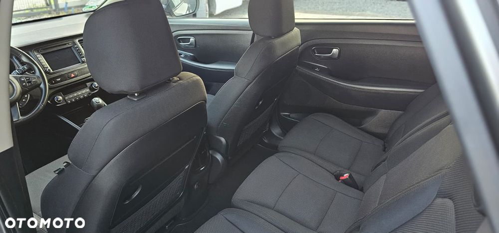 Kia Carens 1.7 CRDi L 7os - 8