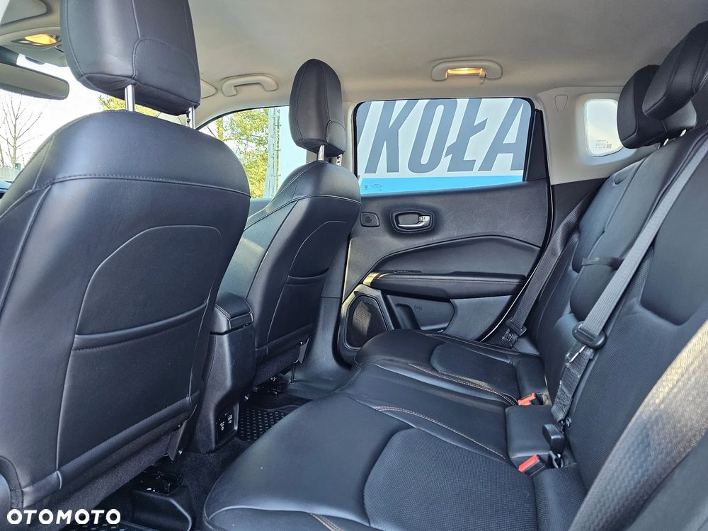 Jeep Compass 1.4 MultiAir Longitude - 16