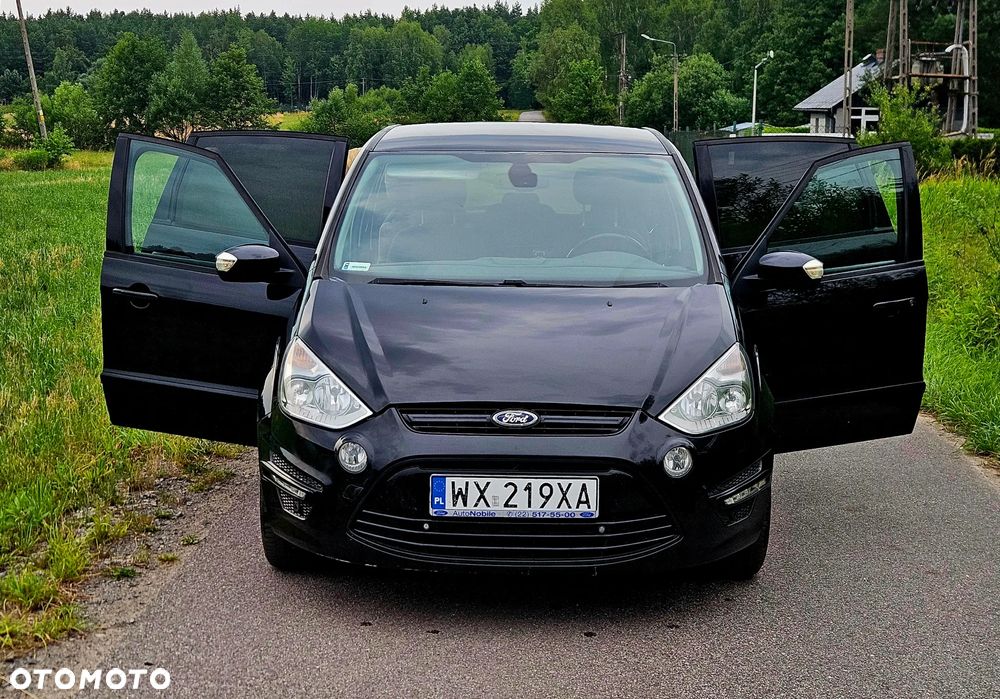 Ford S-Max - 8