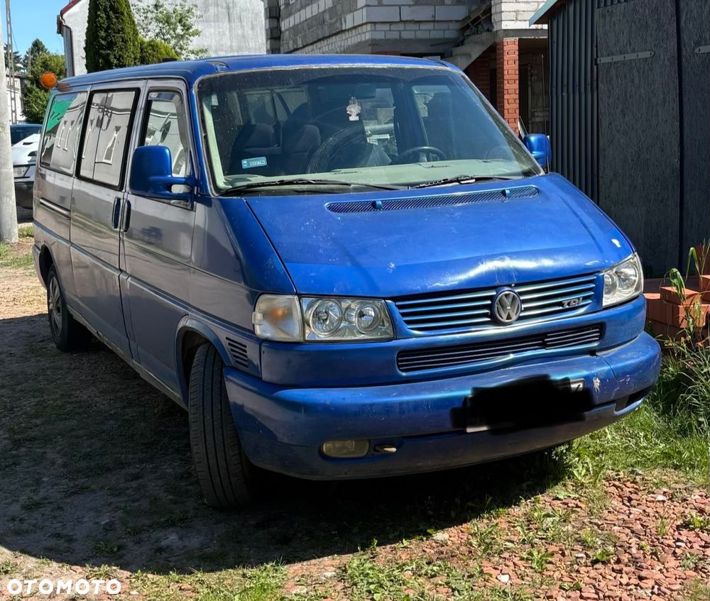 Volkswagen Transporter - 1