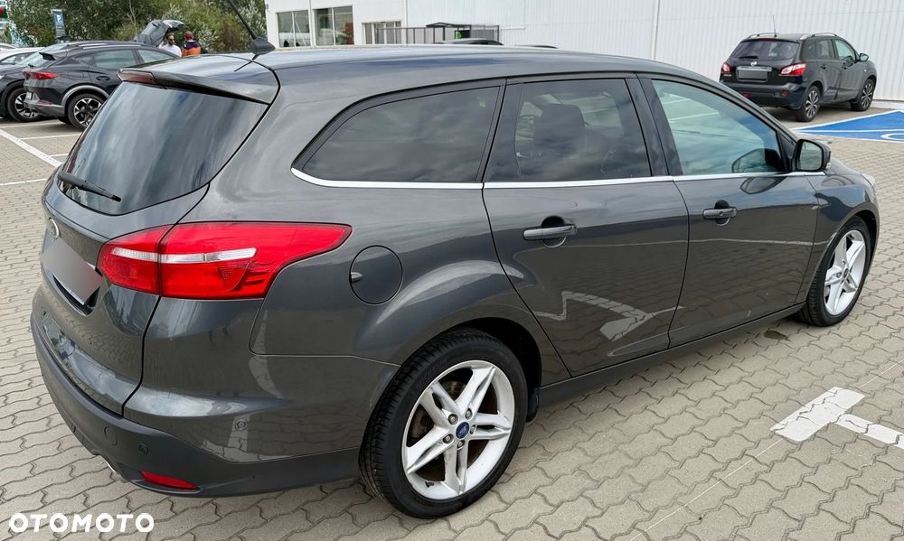 Ford Focus 2.0 EcoBlue Titanium Business - 10
