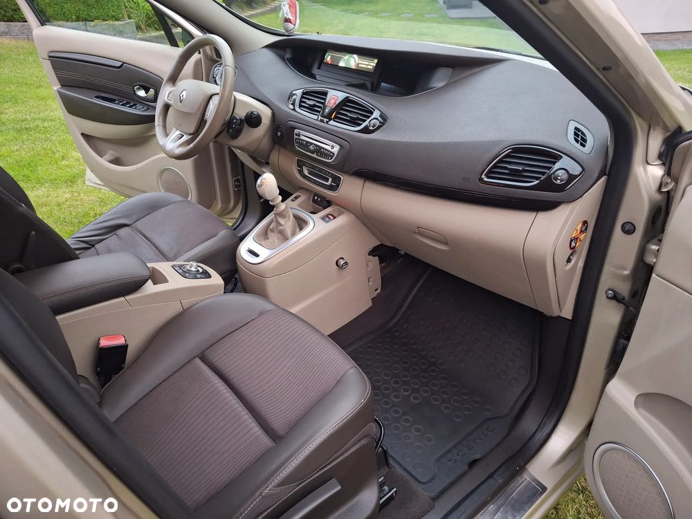 Renault Scenic 1.4 16V TCE Privilege - 16