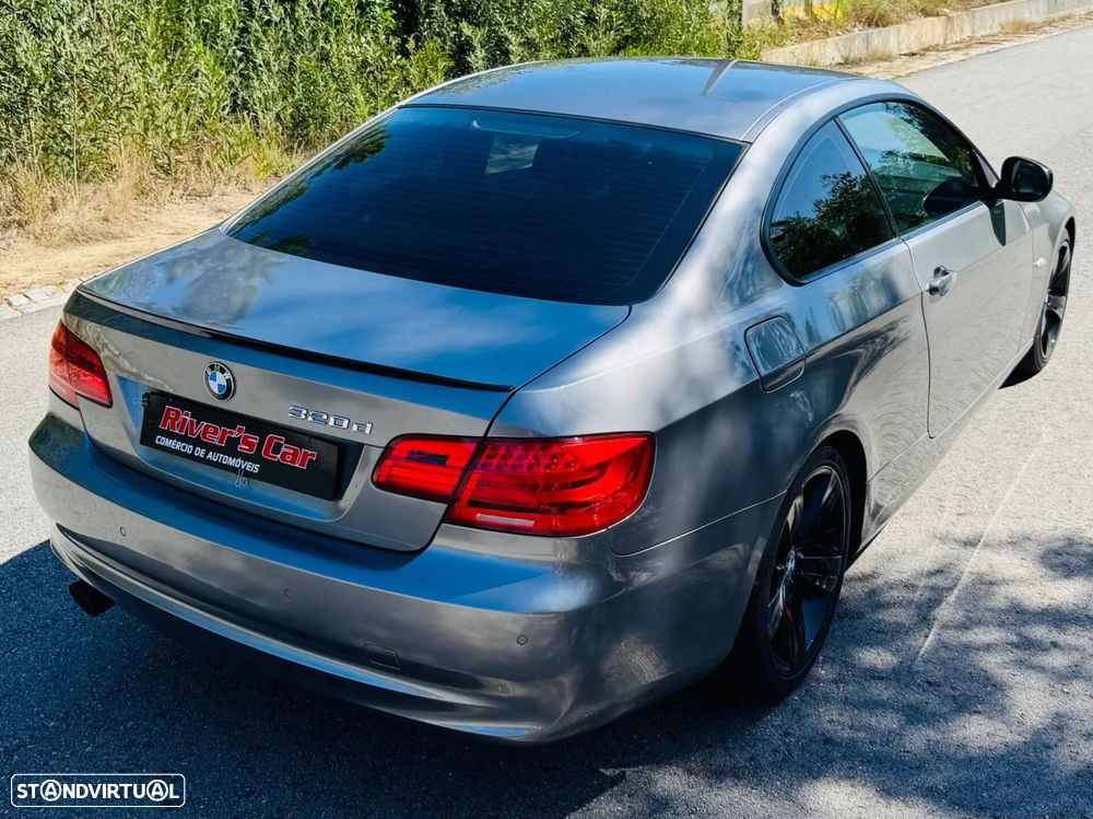 BMW 320 d Coupe - 11