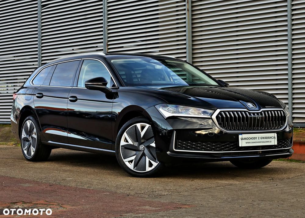 Skoda Superb 1.5 TSI mHEV Selection DSG - 2