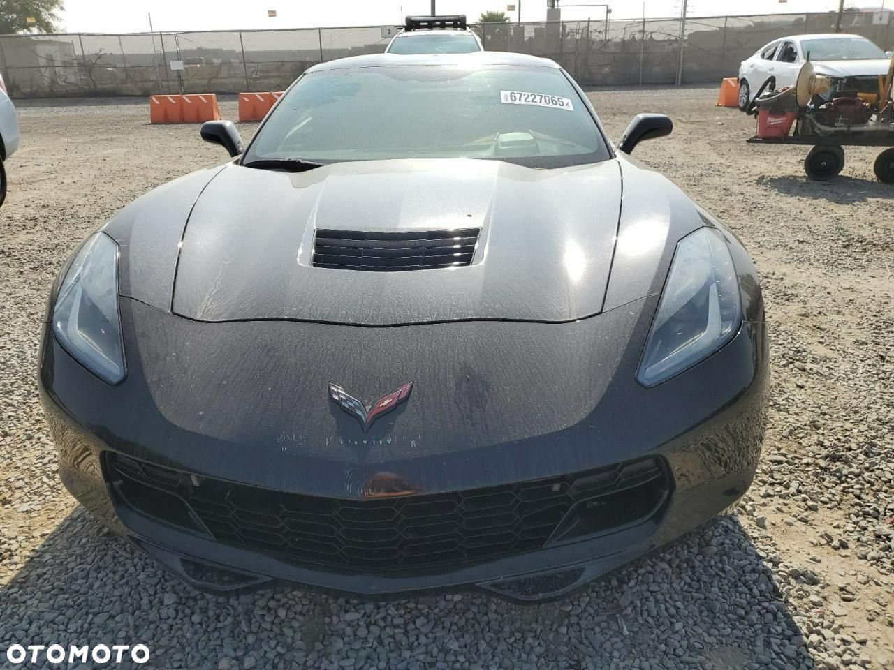 Chevrolet Corvette - 5