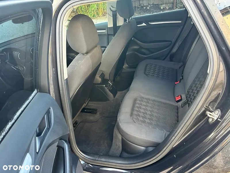 Audi A3 Sportback - 11