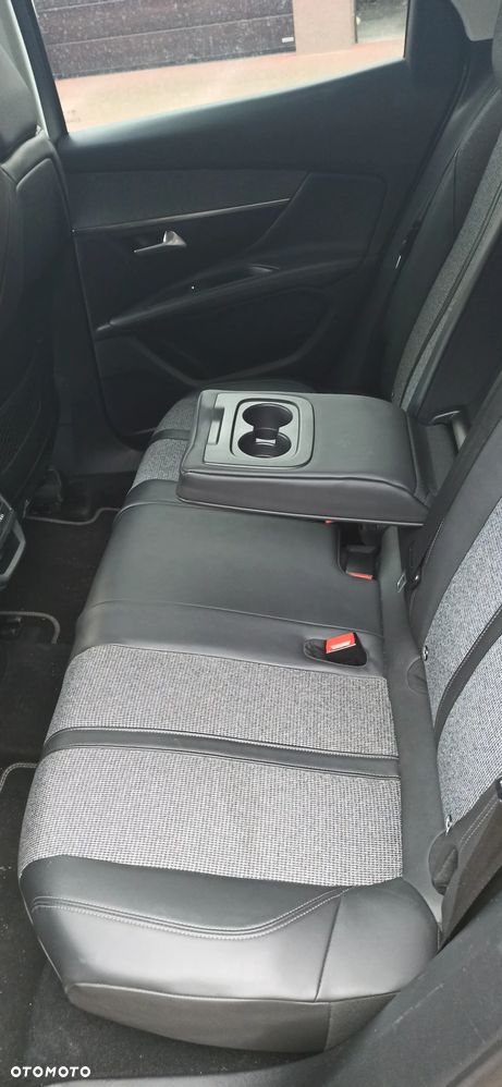 Peugeot 3008 1.6 BlueHDi Active S&S - 8