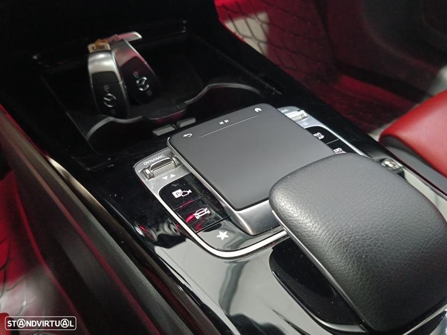 Mercedes-Benz A 220 4Matic 7G-DCT AMG Line - 28