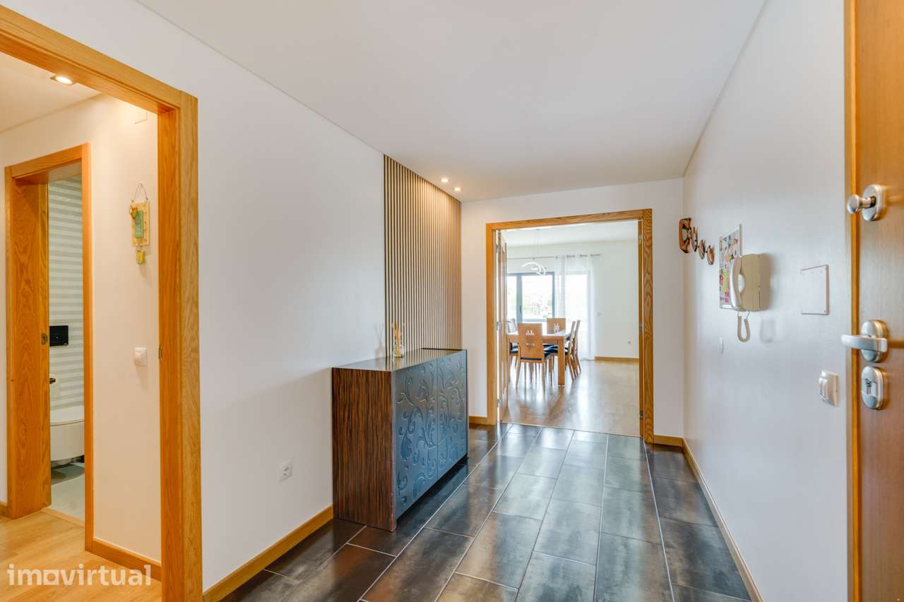 T4 de luxo com 225m² de área bruta - Grande imagem: 5/37