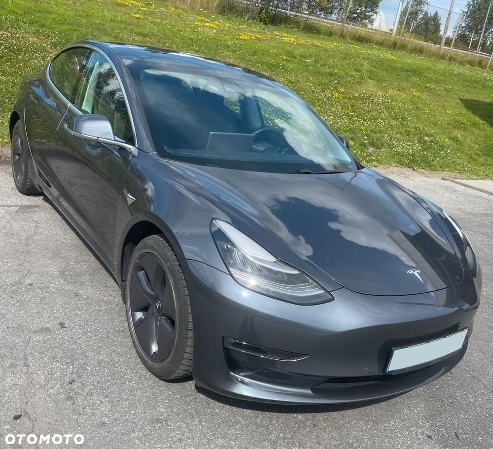 Tesla Model 3 Langstreckenbatterie Allradantrieb Dual Motor - 4