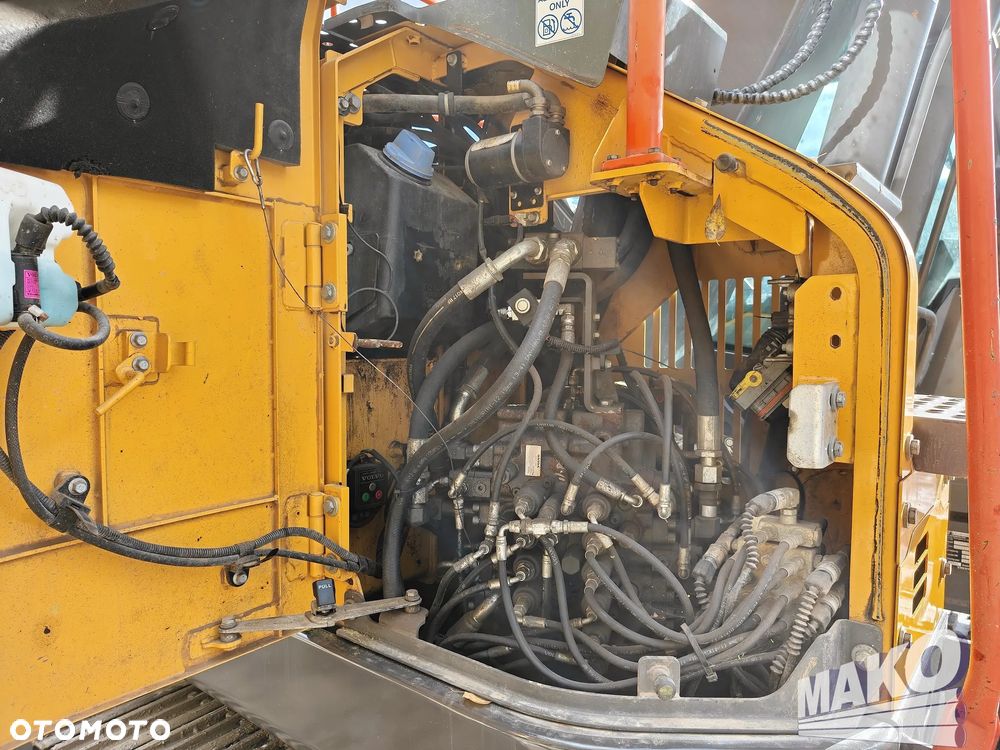 Volvo ECR 145 EL - 13