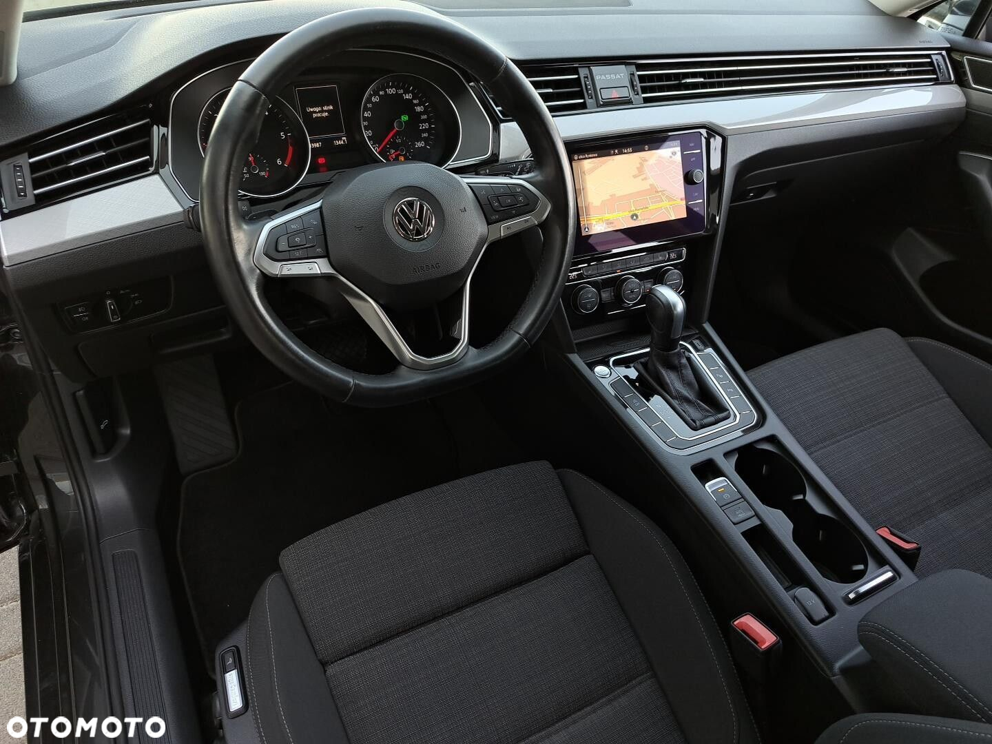 Volkswagen Passat 2.0 TDI Business DSG - 9