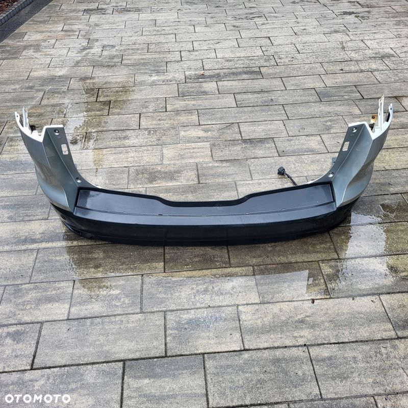 FORD FOCUS MK3 11-18r KOMBI ZDERZAK TYŁ PARKTRONIK PDC SREBRNY 0B KOMPLETNY - 1