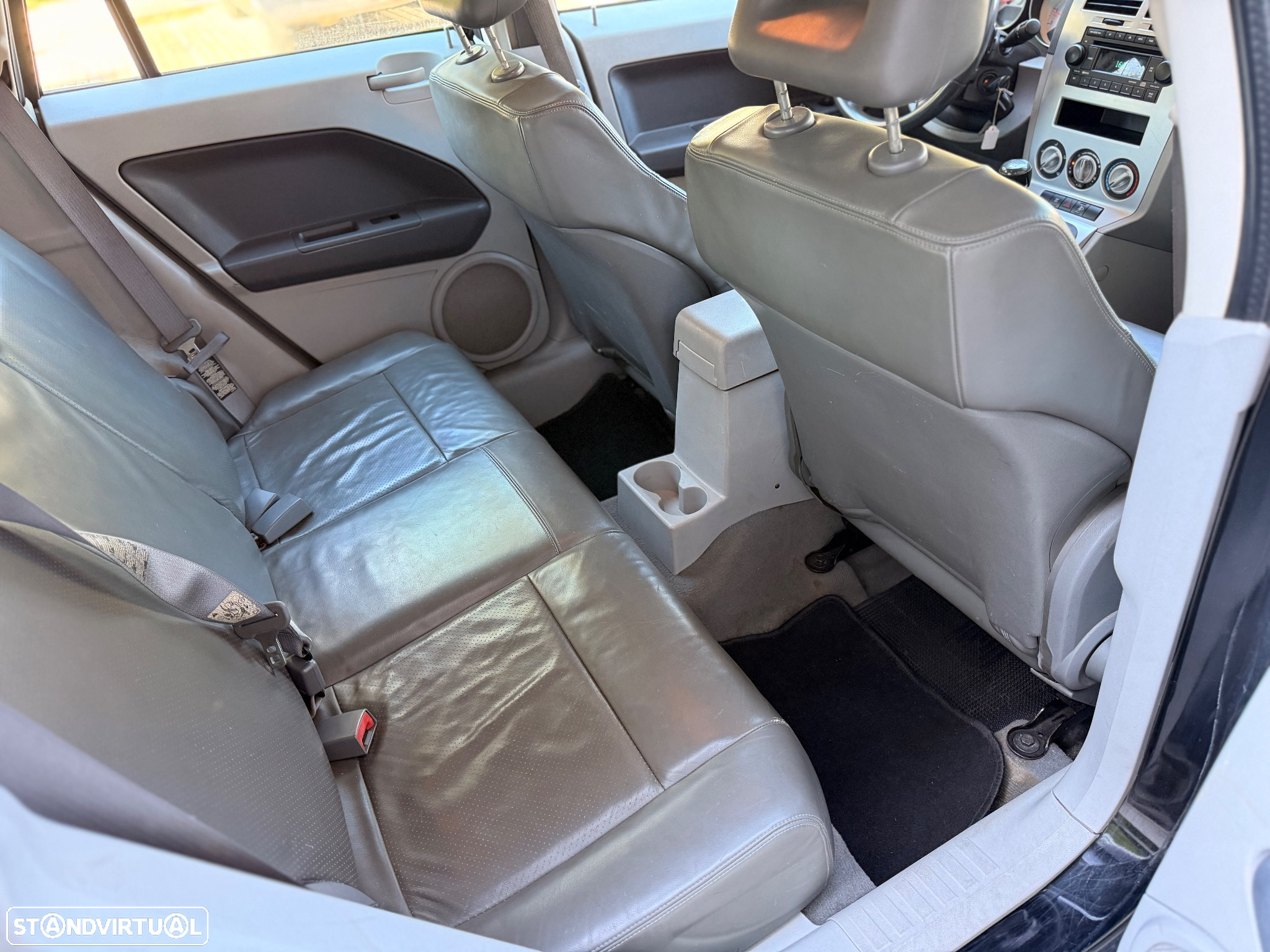 Dodge Caliber 2.0 CRD SXT - 11
