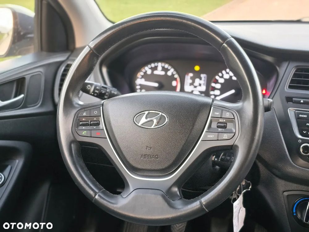 Hyundai i20 1.1 CRDi Passion - 23