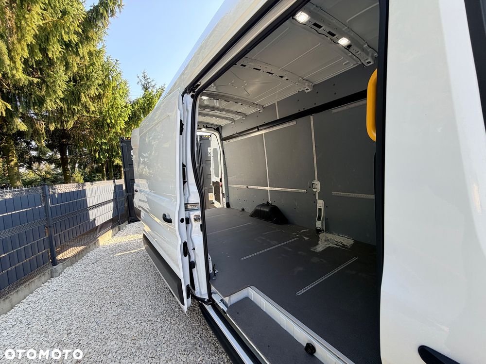 Ford Transit 350 - 16