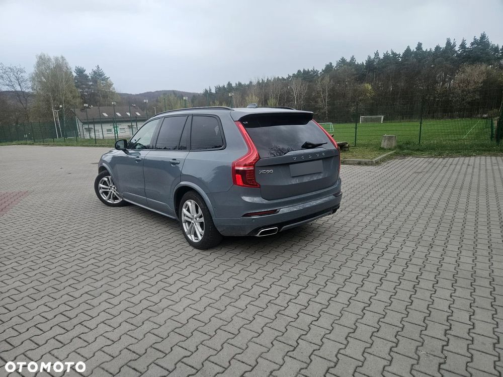 Volvo XC 90 D5 AWD R-Design - 3