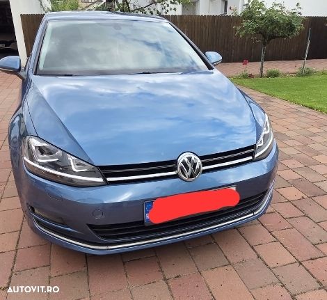 Volkswagen Golf - 8