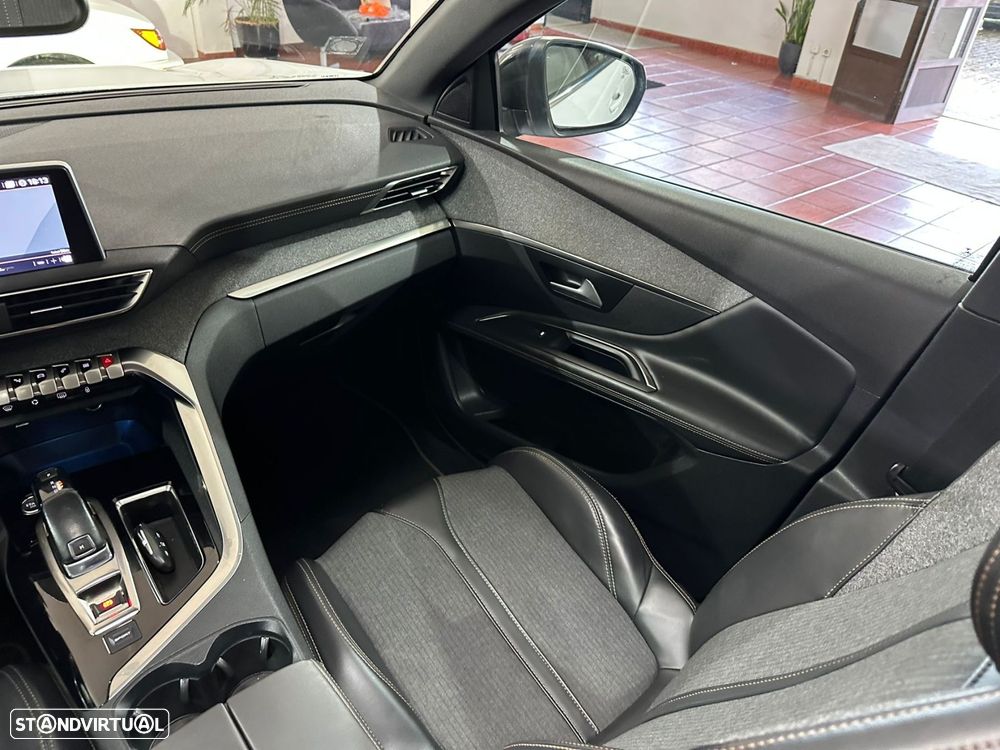 Peugeot 3008 1.6 BlueHDi GT Line EAT6 - 15