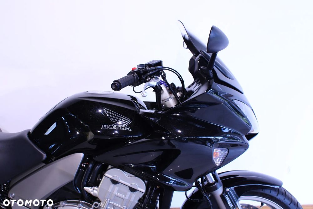 Honda CBF - 13