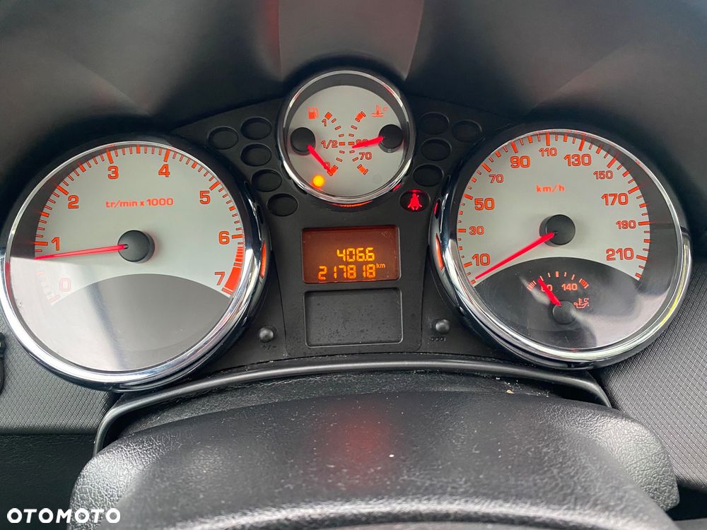 Peugeot 207 - 4