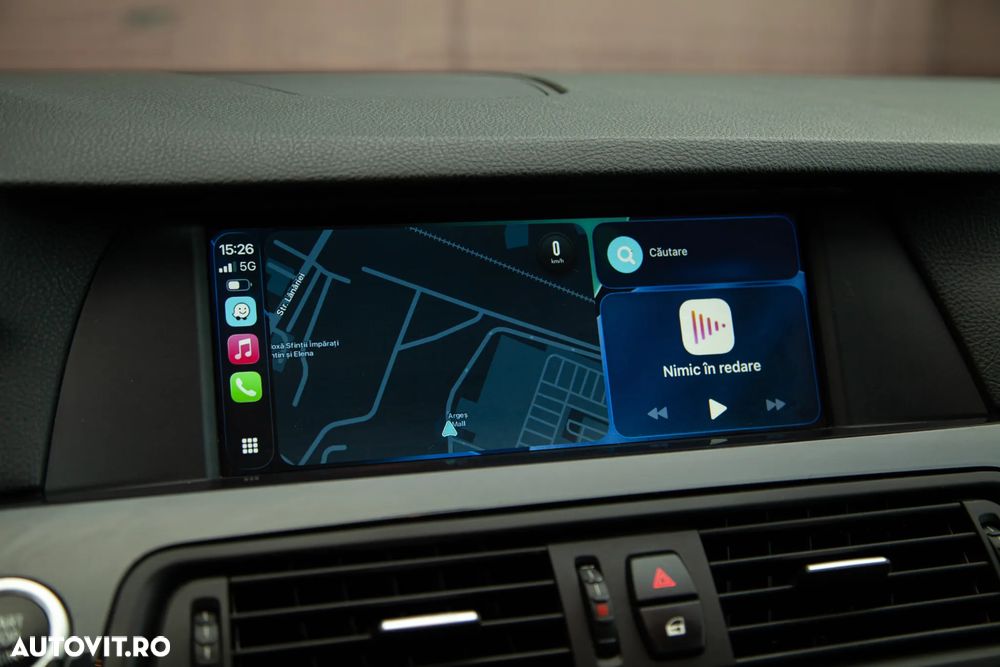 BMW Seria 5 520d Aut. - 32