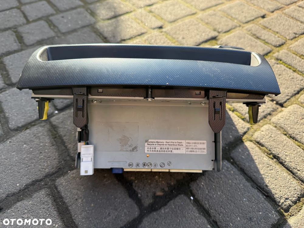 Radio Radioodtwarzacz NAWI Toyota LC200  (ORYGINALNE) - 2