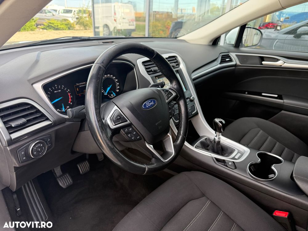 Ford Mondeo 1.5 EcoBoost Trend - 34