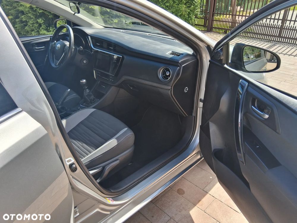 Toyota Auris 1.2 T Comfort - 11