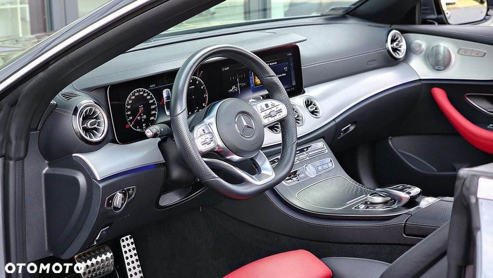 Mercedes-Benz Klasa E 200 4-Matic 9G-TRONIC - 18