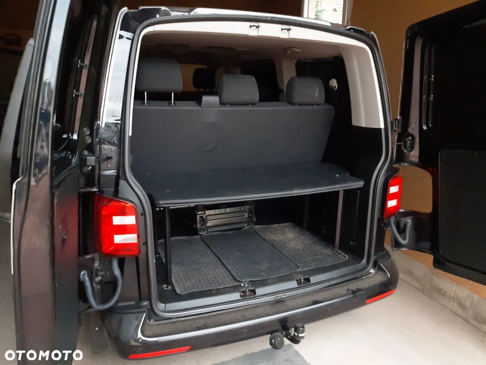 Volkswagen Caravelle - 6