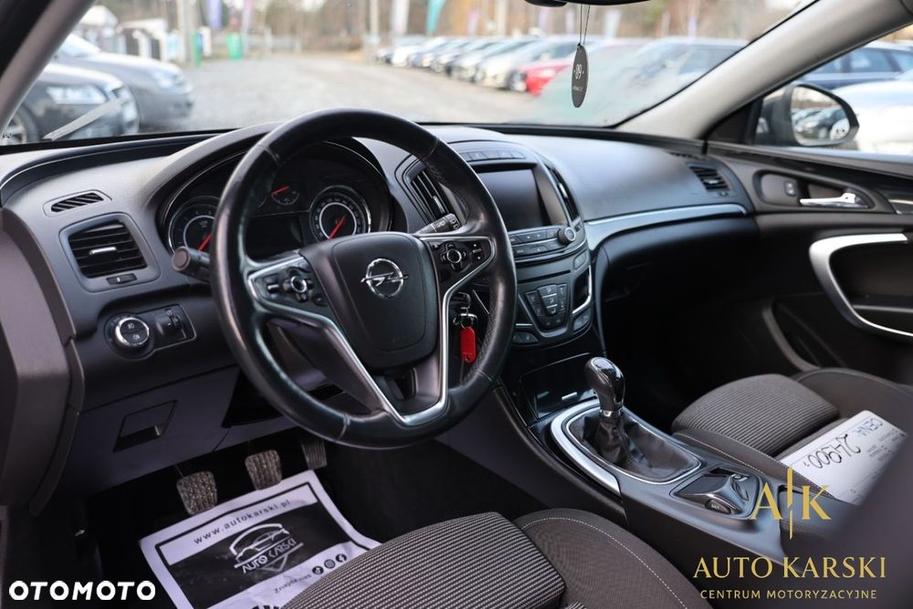 Opel Insignia - 22