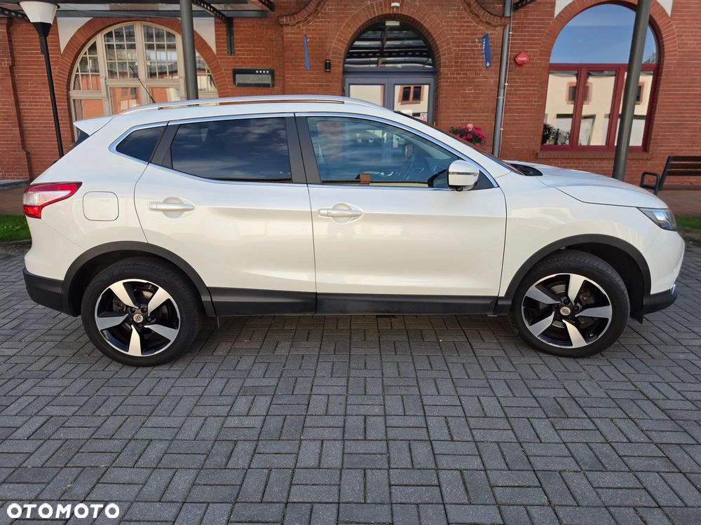 Nissan Qashqai - 14
