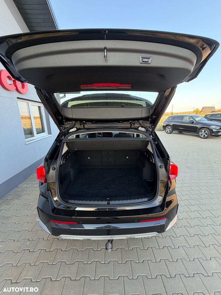 BMW X1 sDrive18d Aut. xLine - 24