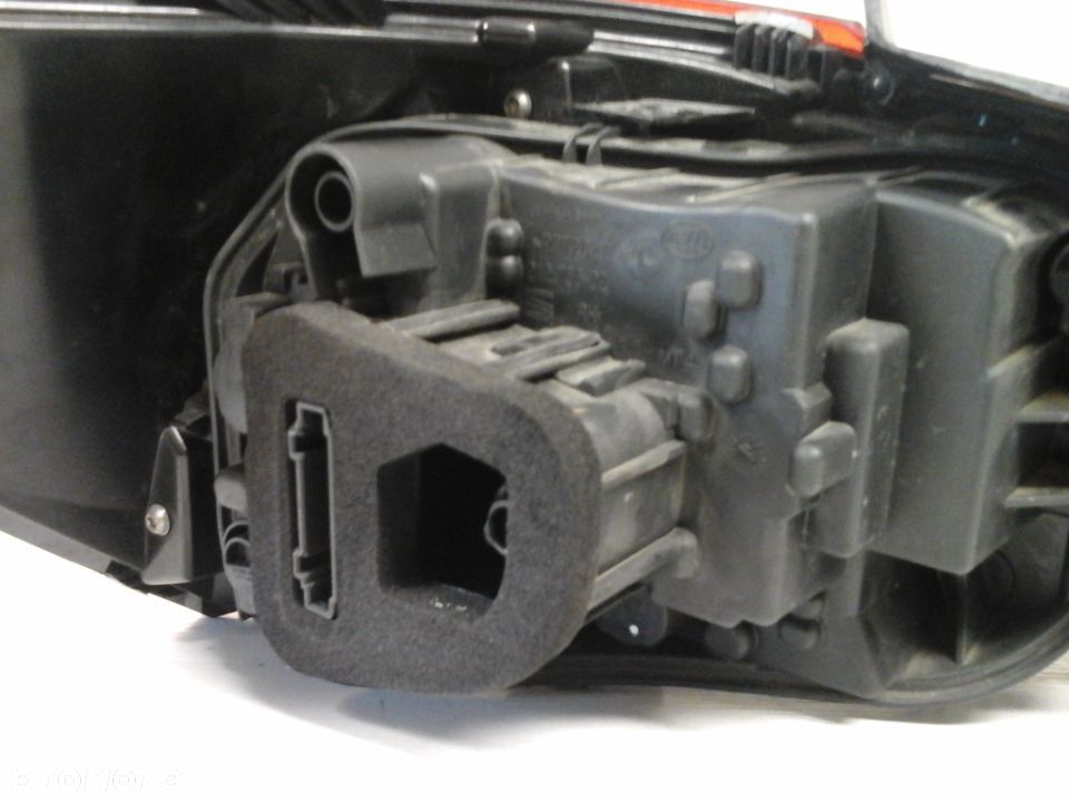 LAMPA TYLNA PRAWA SEAT IBIZA V 17- - 3