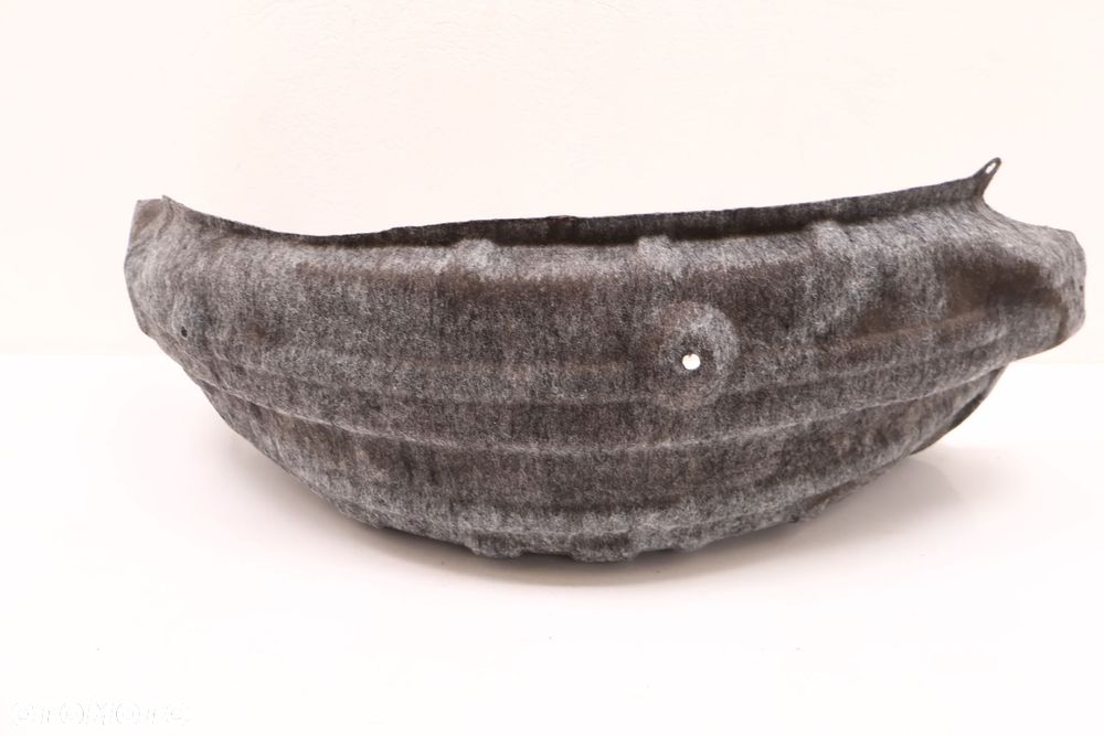 MITSUBISHI ECLIPSE CROSS NADKOLE PRAWE TYŁ - 1