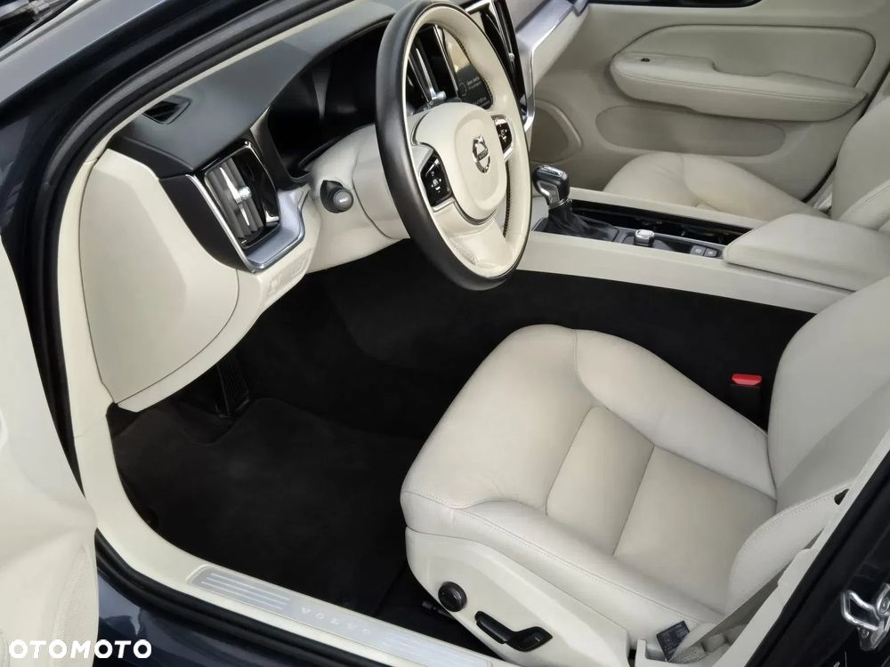Volvo V60 T5 Inscription - 4
