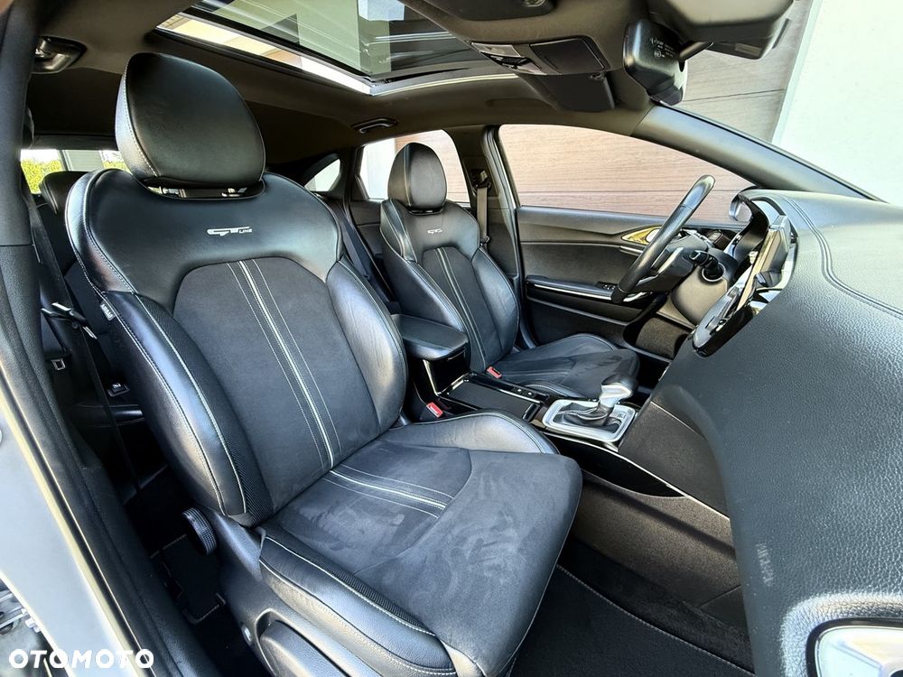 Kia ProCeed 1.5 T-GDI DCT7 OPF GT LINE - 30