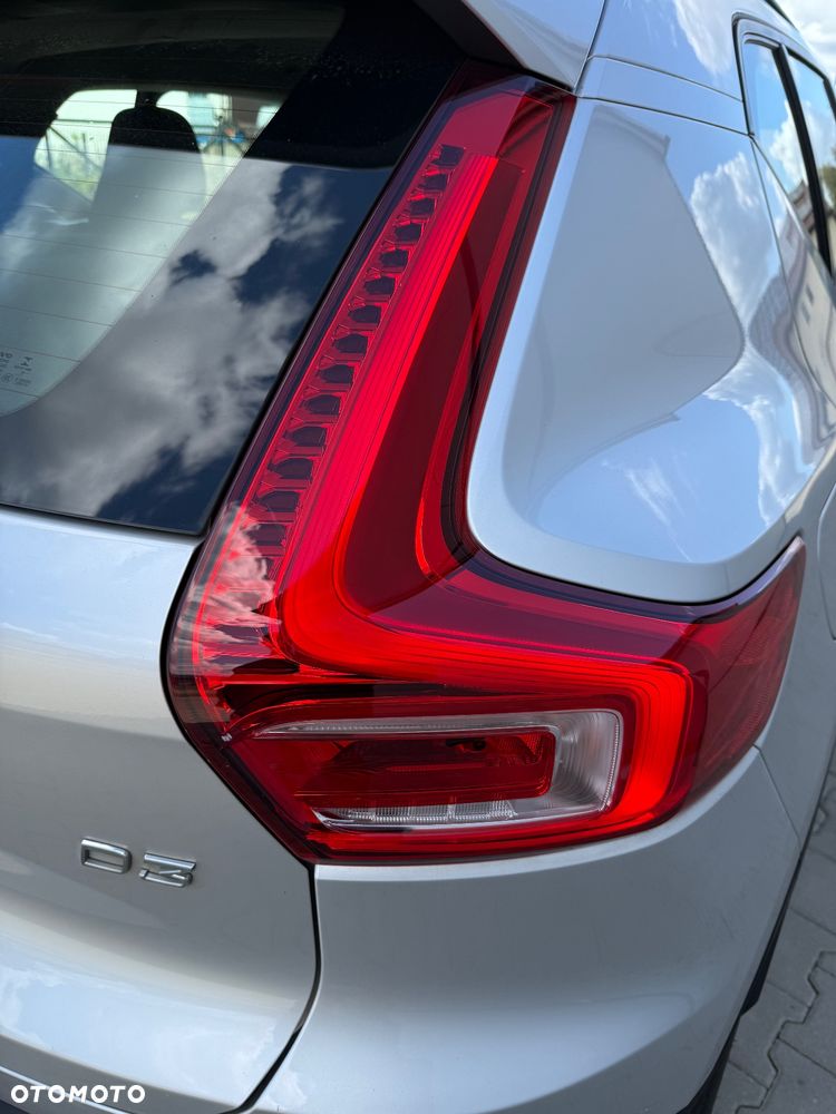 Volvo XC 40 D3 Momentum - 11