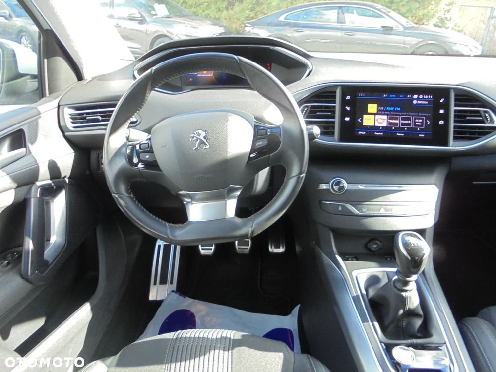 Peugeot 308 BlueHDi 130 Allure Pack - 12