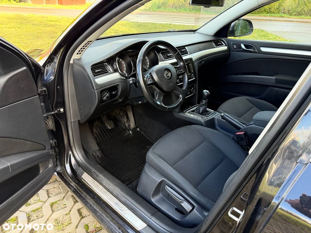 Skoda Superb 2.0 TDI Business - 5