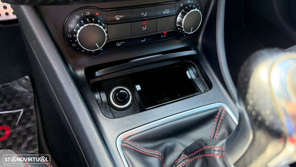 Mercedes-Benz A 200 CDI AMG Line - 36