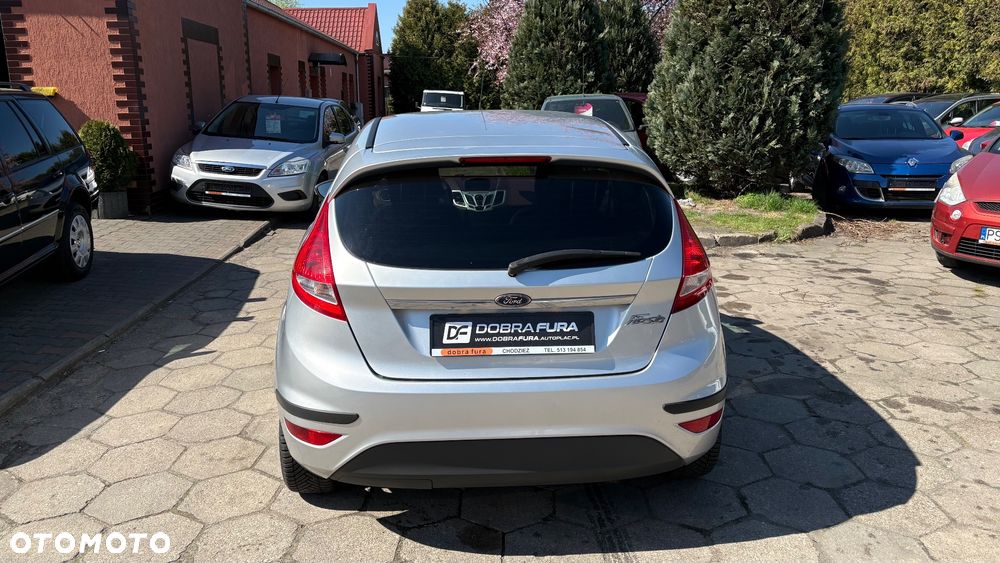 Ford Fiesta 1.4 Champions Edition - 8