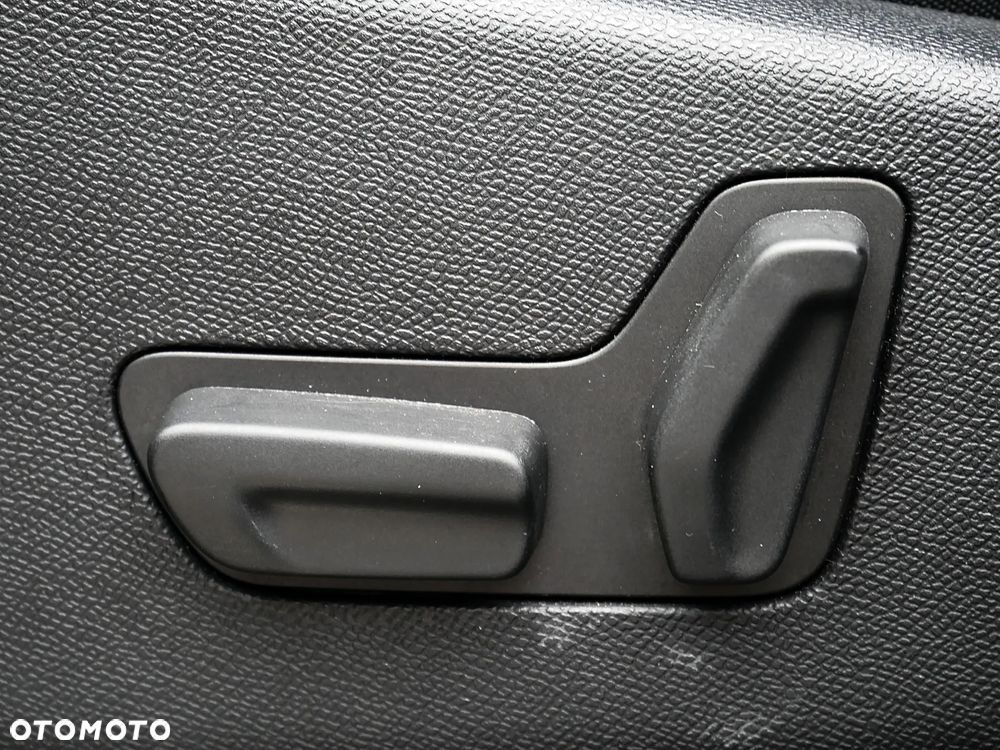 Citroën C5 Aircross 1.6 PHEV Shine EAT8 - 24