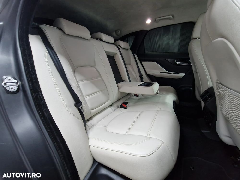 Jaguar F-Pace 20d AWD Aut. Prestige - 22