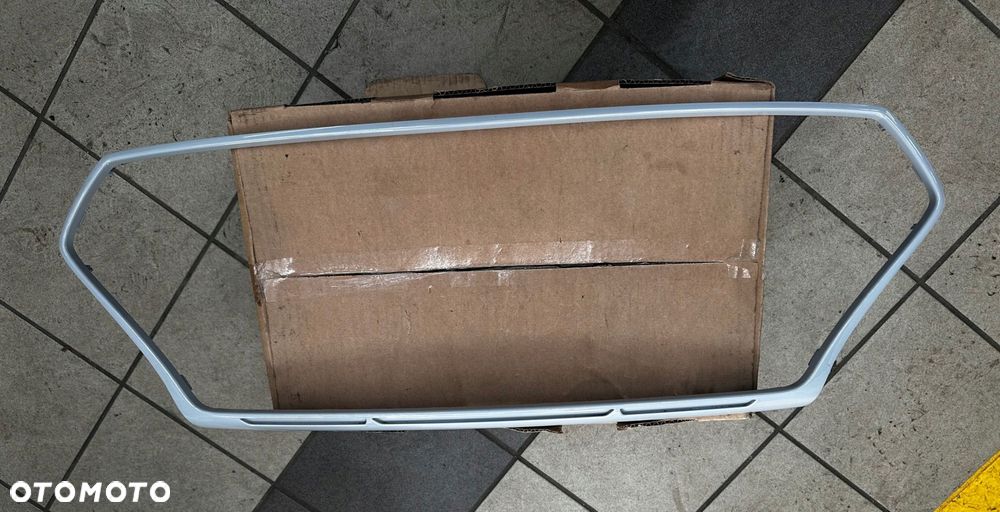 ramka atrapy grilla hyundai i30 iii 86355-s000 - 1