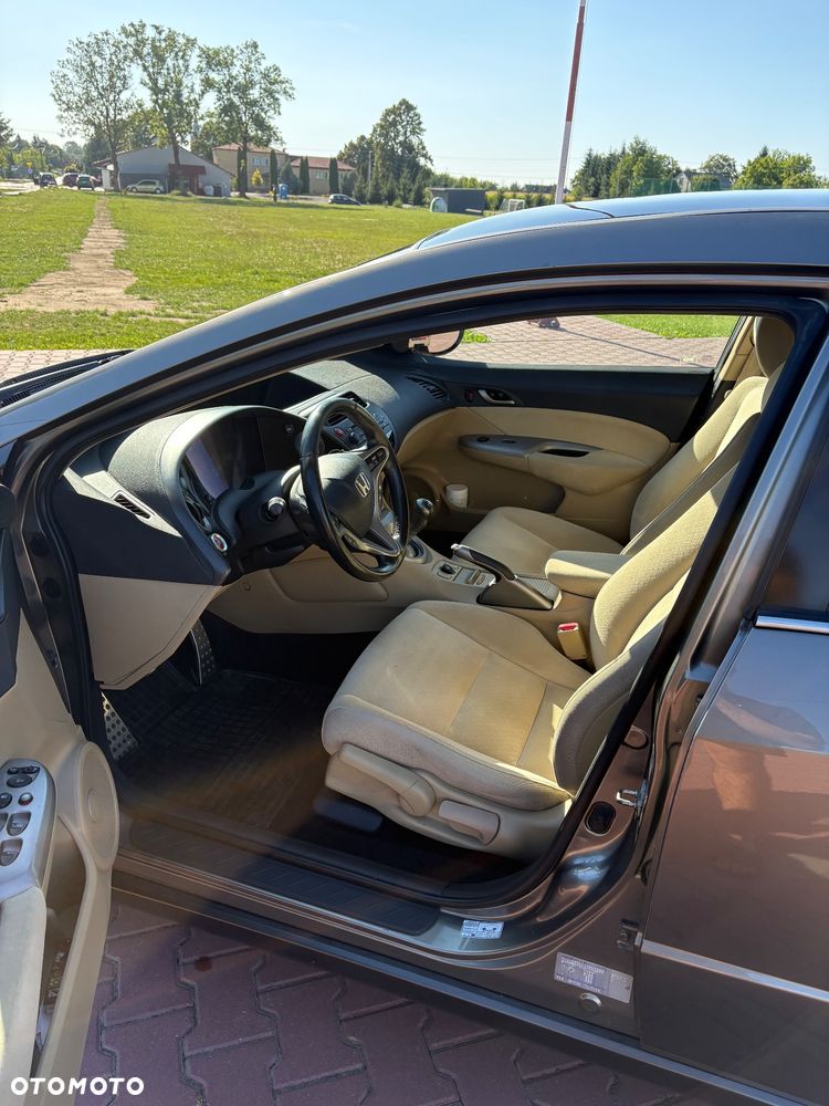 Honda Civic 1.8 Comfort - 6