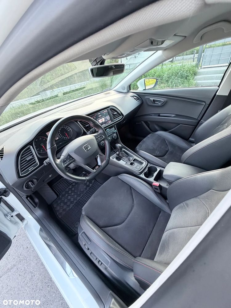 Seat Leon 1.8 TSI FR Black S&S DSG - 11