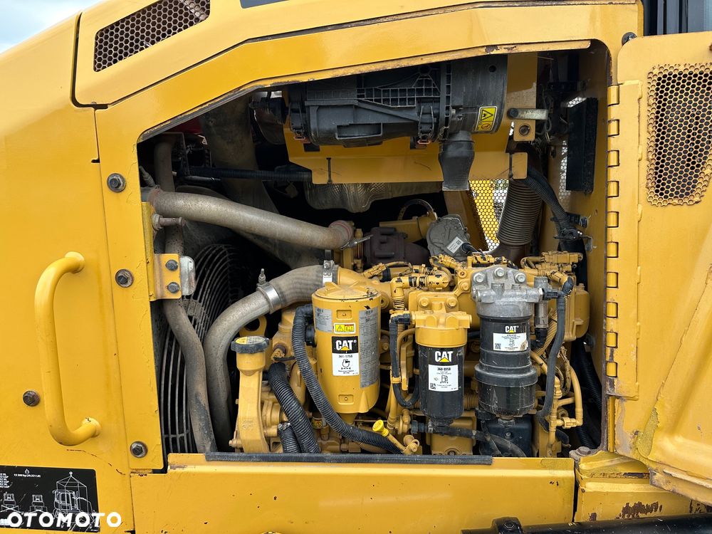 Caterpillar CAT D4 K2 LGP - 16