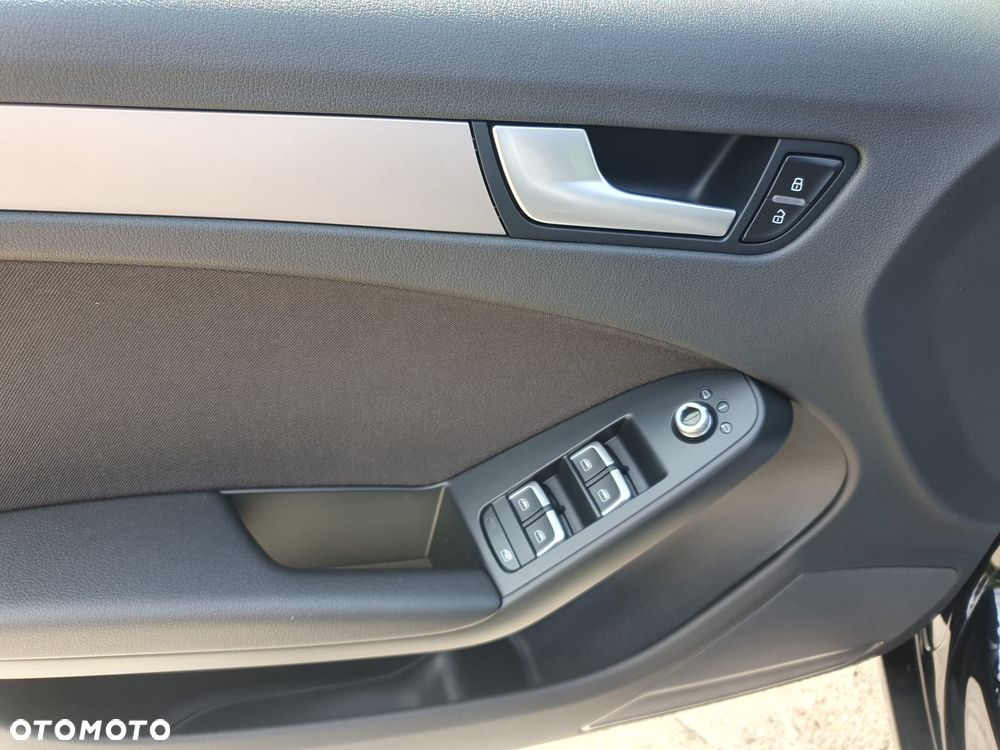 Audi A4 Avant 2.0 TDI Quattro - 9